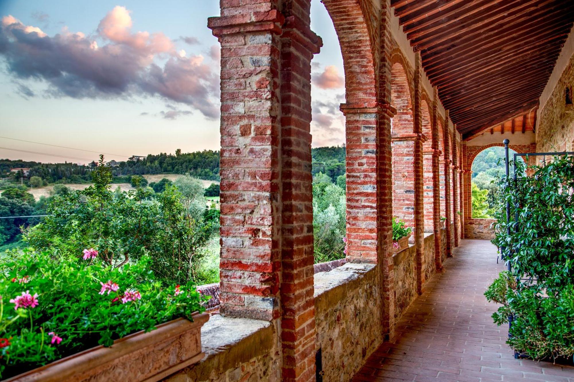 Hotel Abbadia Sicille Relais Trequanda Exterior foto