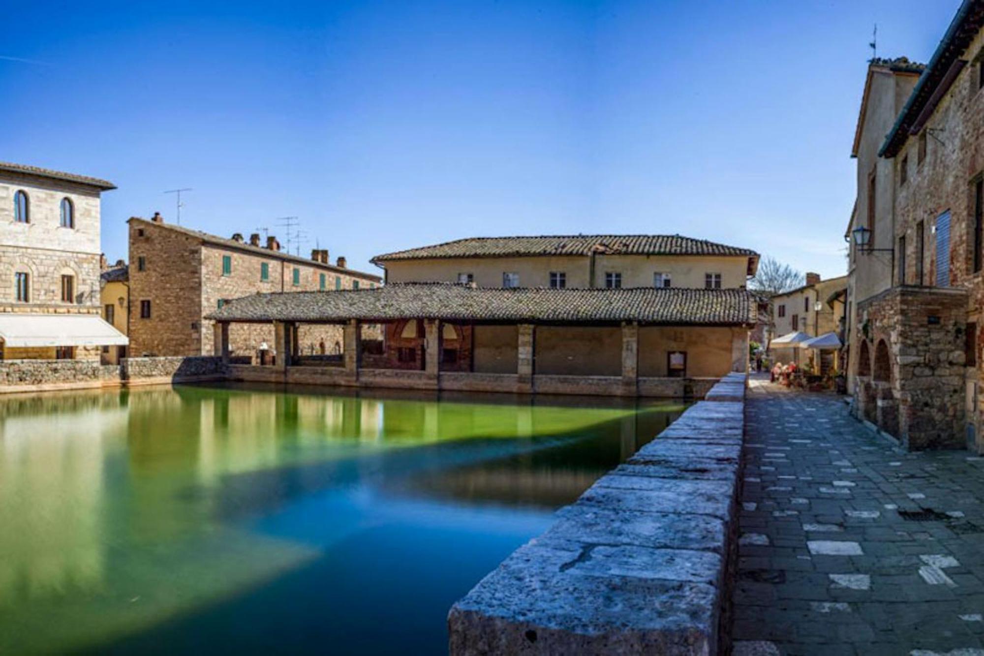 Hotel Abbadia Sicille Relais Trequanda Exterior foto